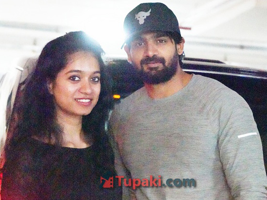 Karthikeya With Lohitha Reddy Papped Post Watching Movie in Hyderabad Karthikeya With Lohitha Reddy Papped Post Watching Movie in Hyderabad